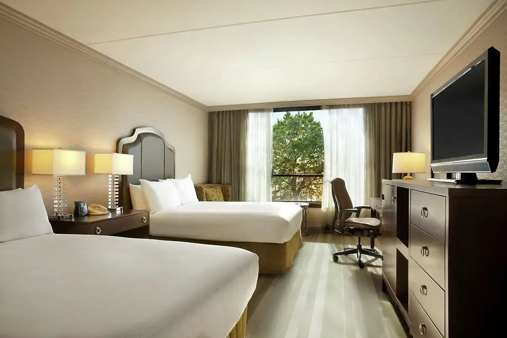 Hilton Westchester Rye Brook 3*,