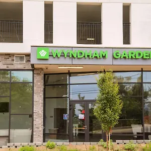 Wyndham Garden - Secaucus Otel