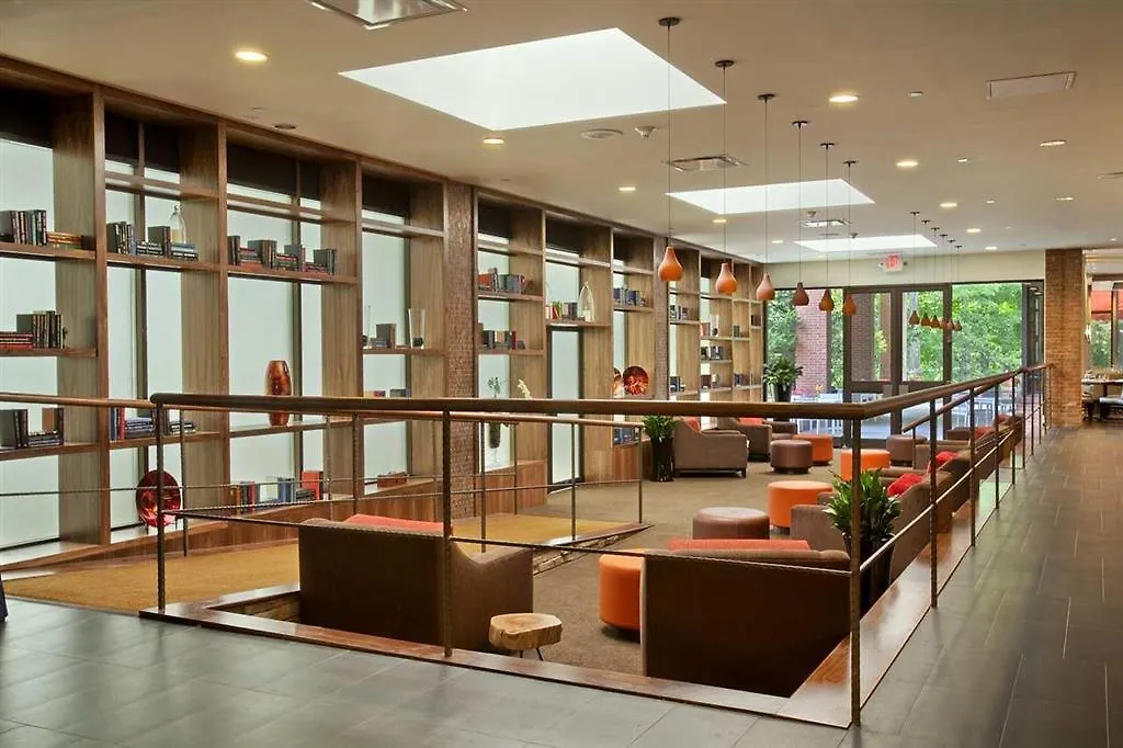 מלון Rye Brook Hilton Westchester