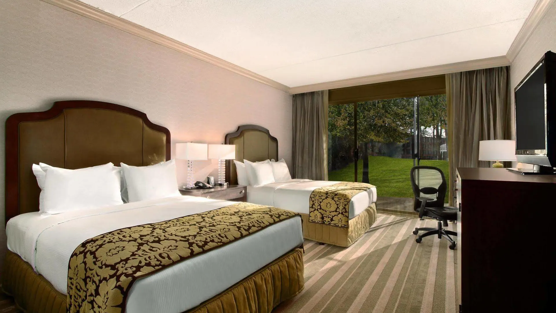 Hilton Westchester Rye Brook Hotel